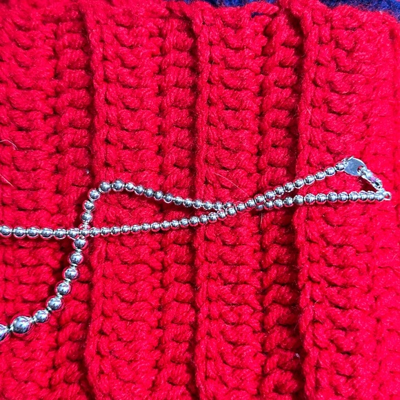 Silvertone Lightweight Graduated Beaded Choker Necklace - Picture 3 of 5